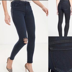 MOTHER Denim  High Waisted Looker Super Skinny